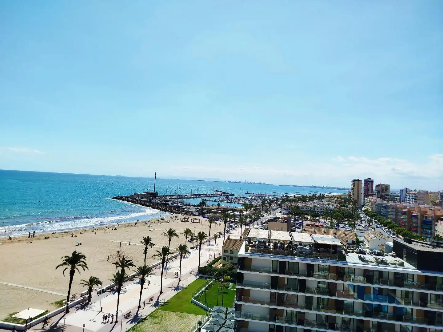 Apartamento de alquiler en El Puig de Santa Maria con Terraza, Piscina y Amueblado