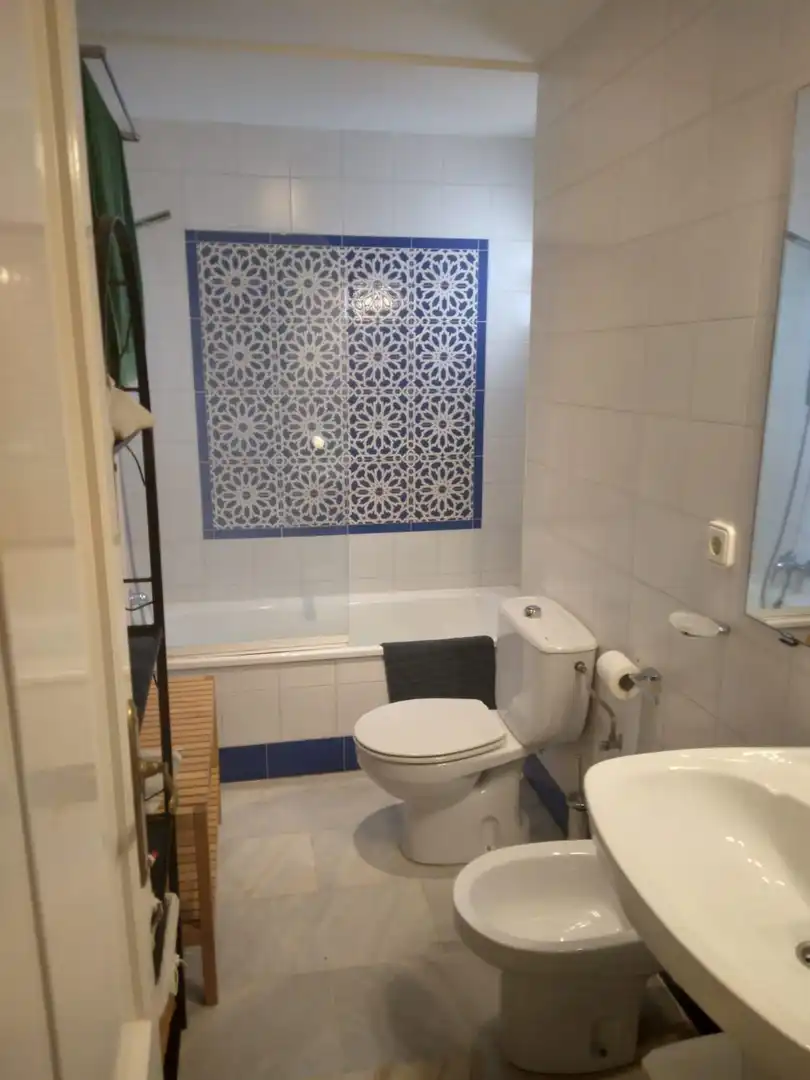 Baño de Casa adosada en venta en Chiclana de la Frontera con Jardín privado y Piscina comunitaria