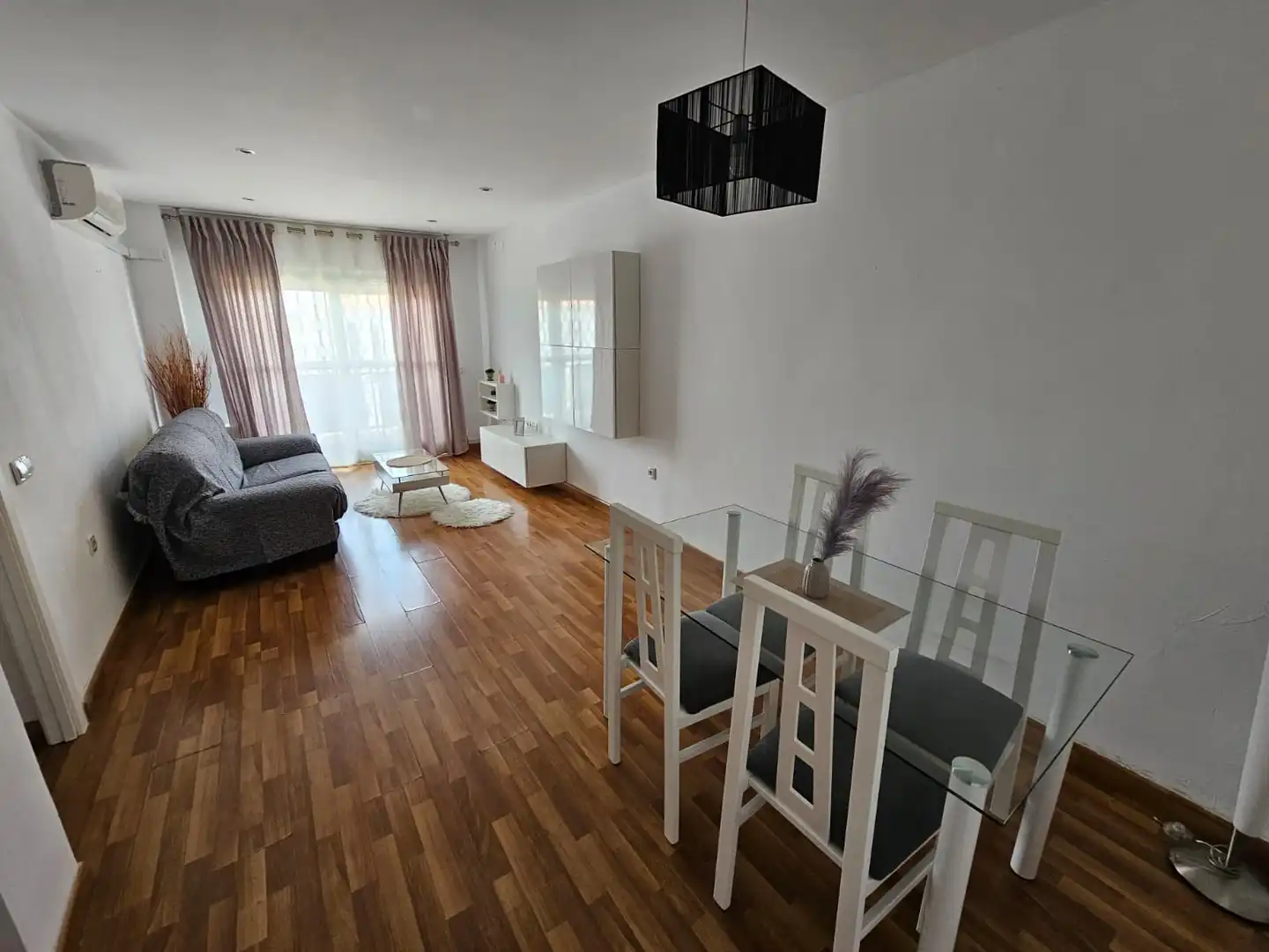 Wohnzimmer von Wohnung zur Miete in Malpartida de Cáceres mit Klimaanlage, Heizung und Terrasse