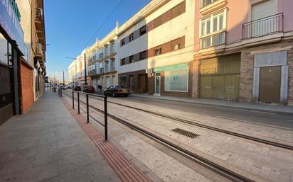 Vista exterior de Local de lloguer en Chiclana de la Frontera