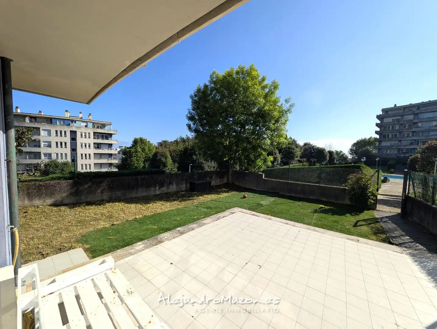 Terraza de Piso en venta en Castro-Urdiales con Calefacción, Jardín privado y Terraza
