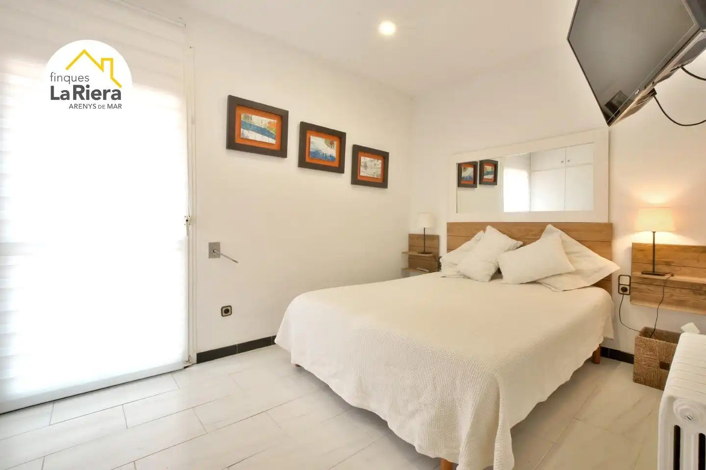 Schlafzimmer von Haus oder Chalet zum Verkauf in Arenys de Munt mit Klimaanlage, Heizung und Privatgarten