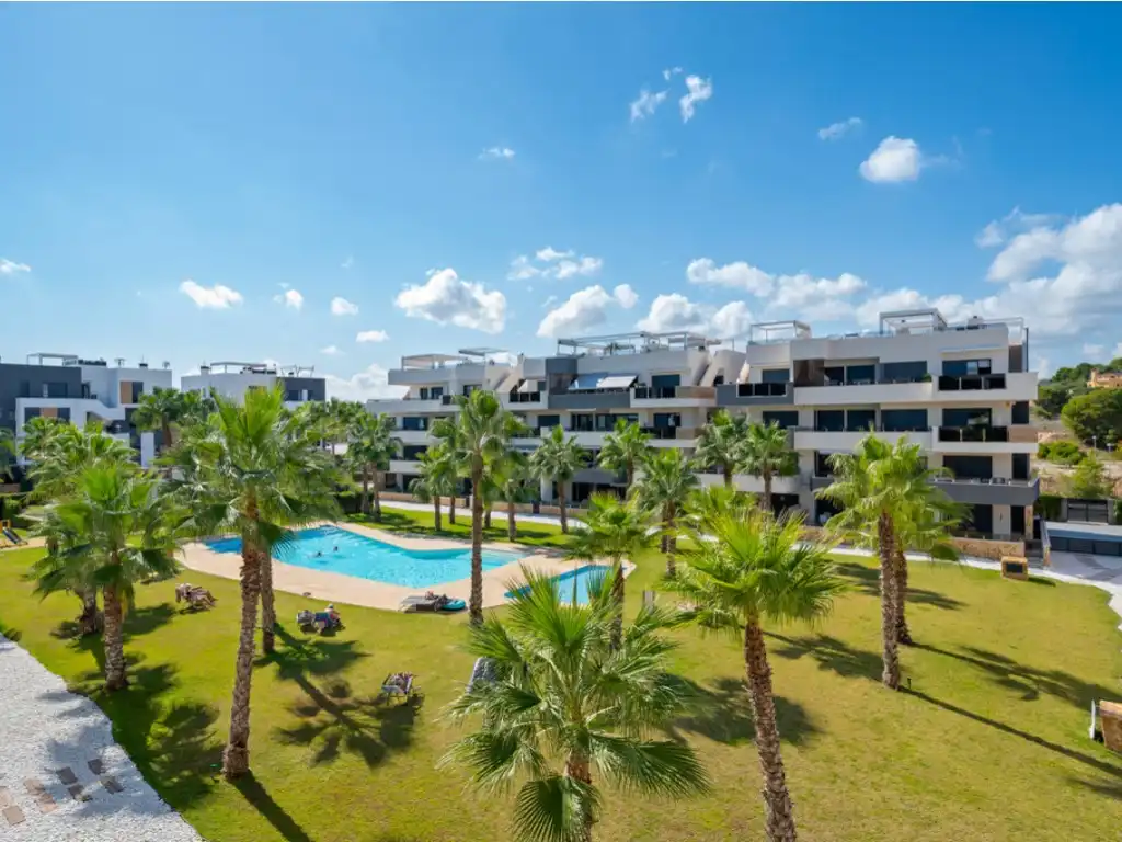 Appartement compact avec piscine à vendre à Calle Lagos de Covadonga