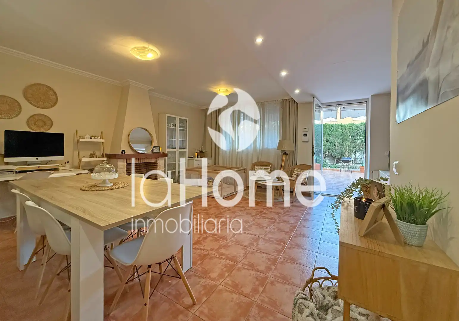 Vista exterior de Casa adosada en venta en Bétera con Calefacción, Terraza y Horno