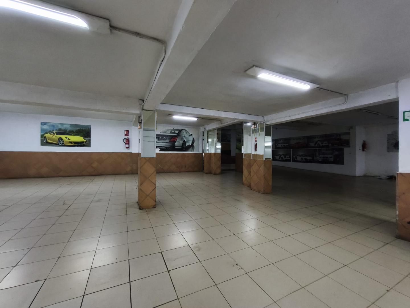 Aparcament de Local en venda en  Madrid Capital