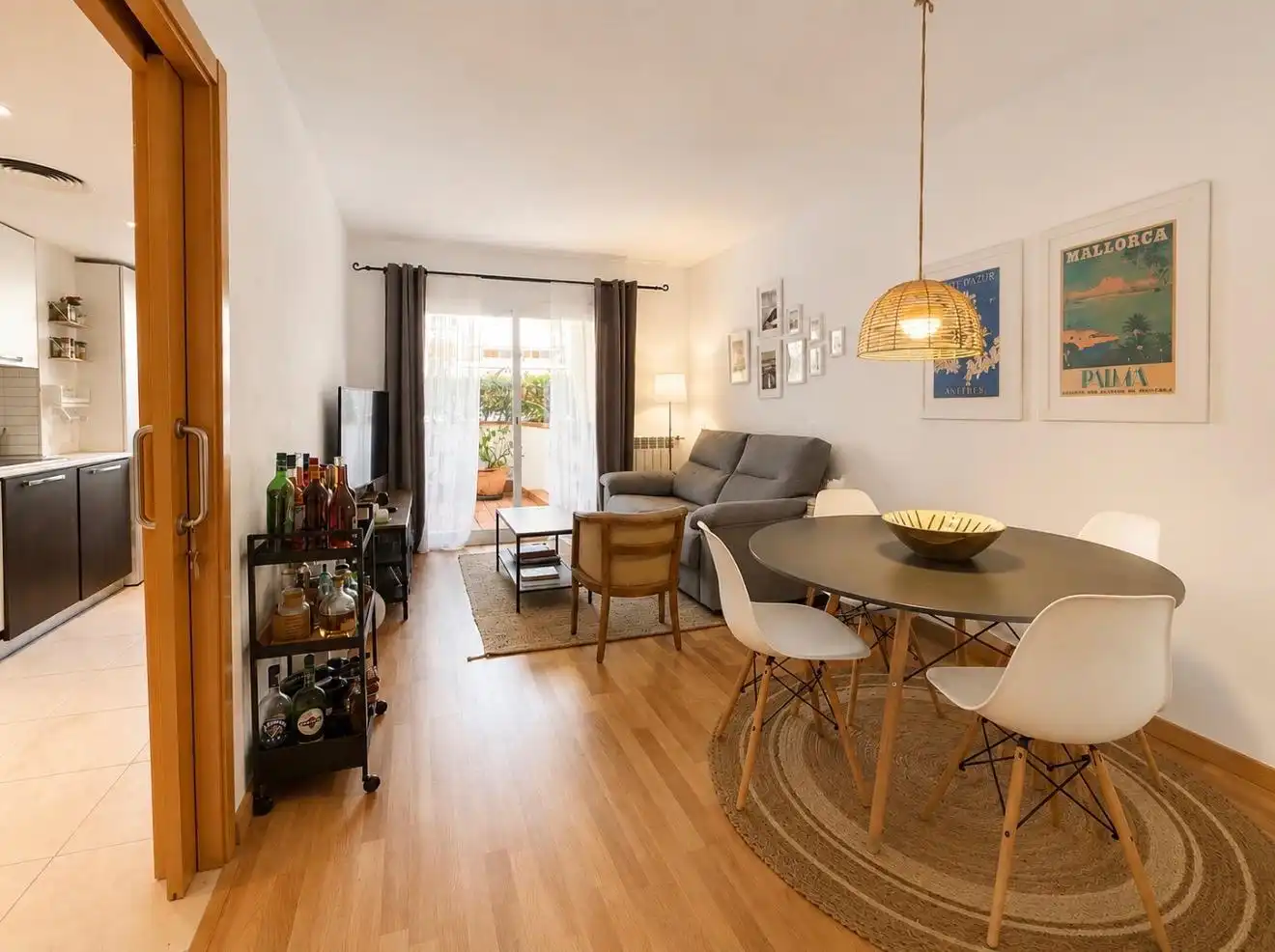 Wohnzimmer von Erdgeschoss zum Verkauf in Campos mit Klimaanlage, Heizung und Terrasse