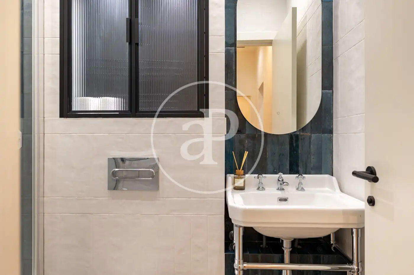 Baño de Piso en venta en Barcelona con Aire acondicionado, Calefacción y Amueblado