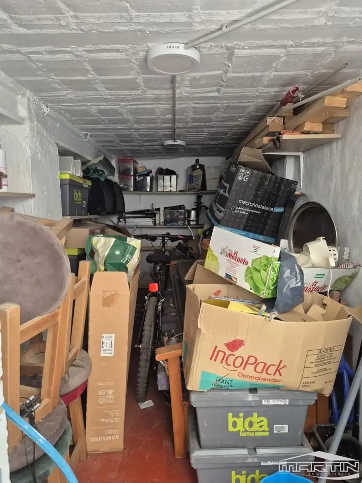 Parking de Piso en venta en Lucena con Terraza y Trastero