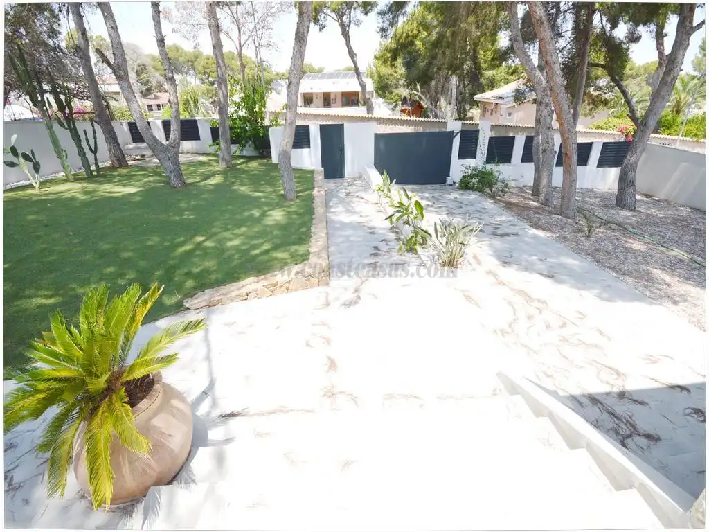 Chalet con piscina en venta en Los Balcones - Los Altos, imagen 21