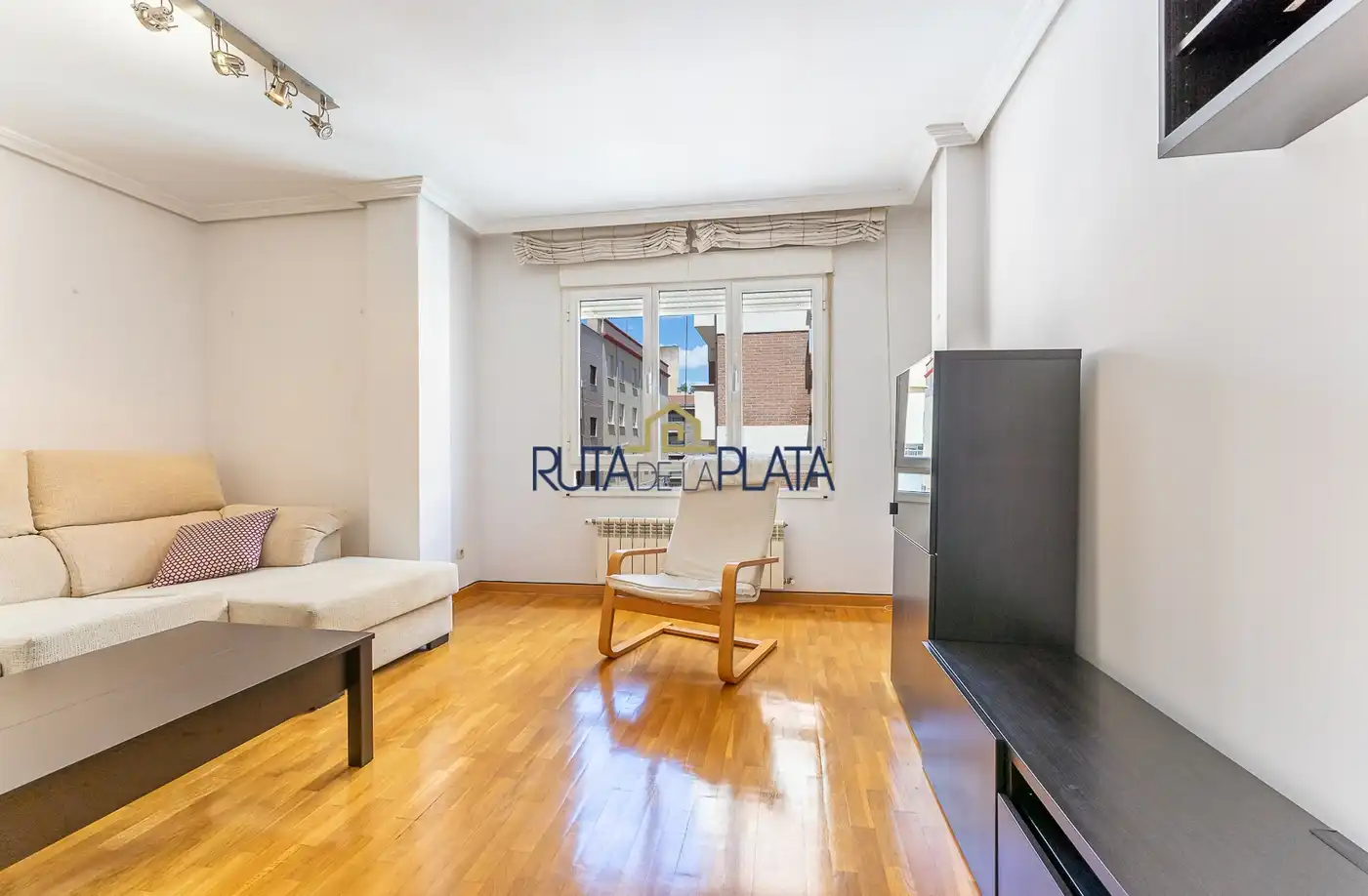 Duplex con terrazza in affitto a Calle de Alonso de Tejada 17, imagen 6