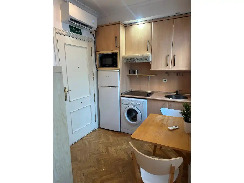 Küche von Wohnung zum Verkauf in Madrid