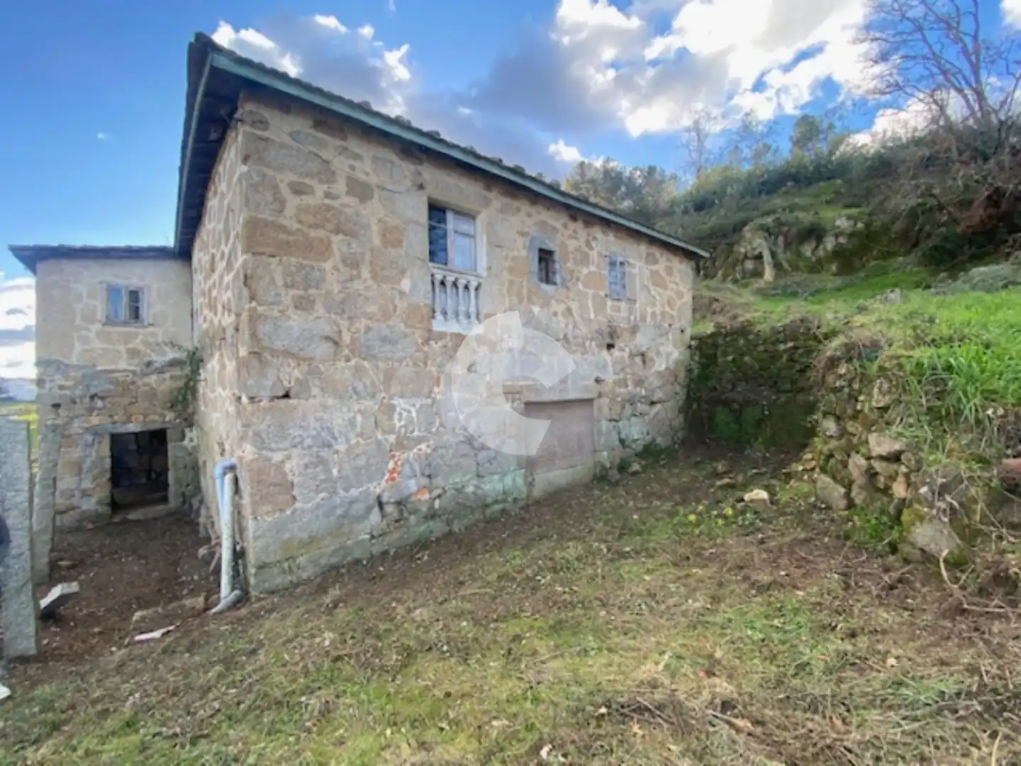 Casa con jardín en venta en Barbadás, imagen 2