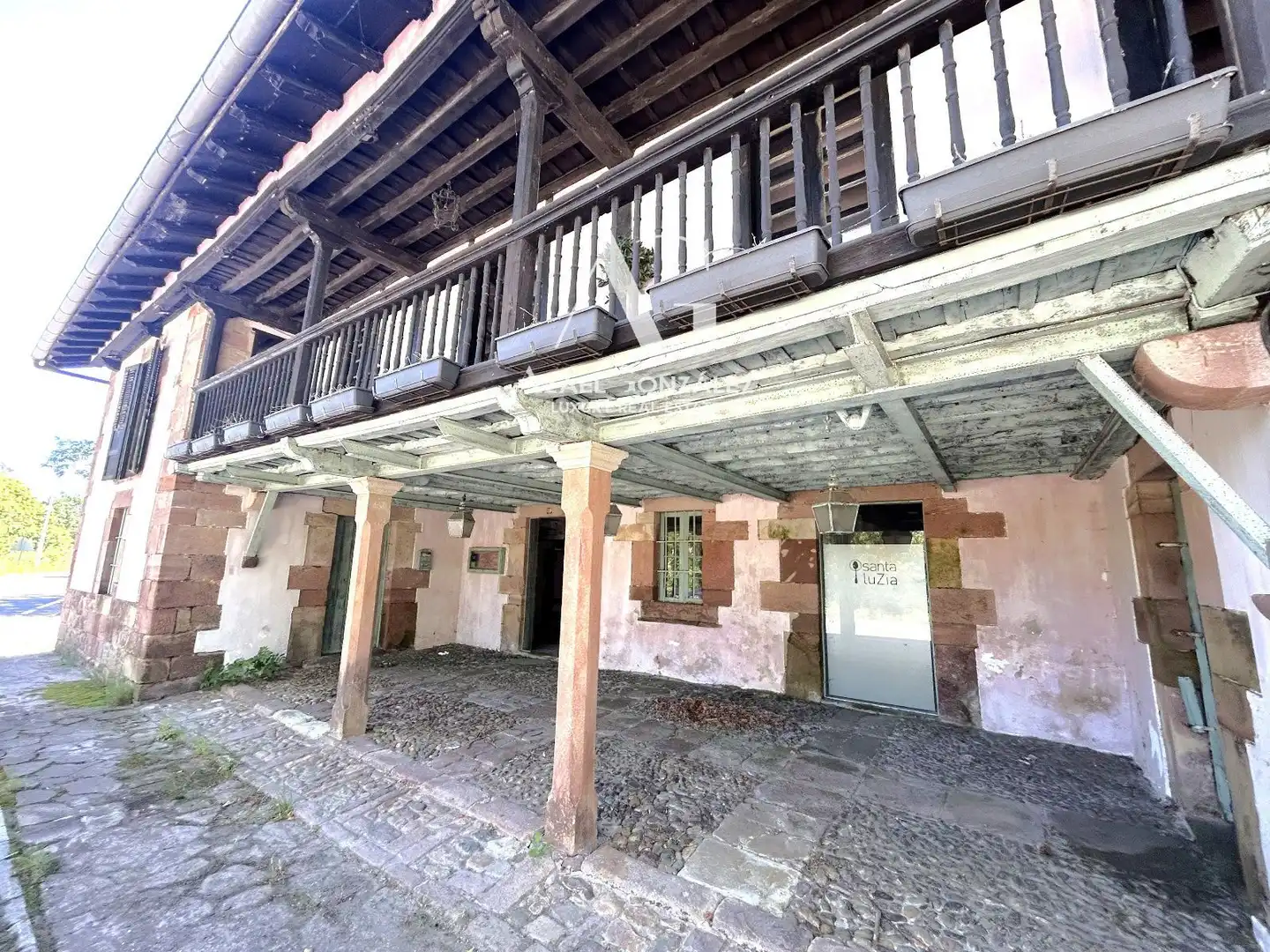 Exterior view of Houses for sale in Mazcuerras