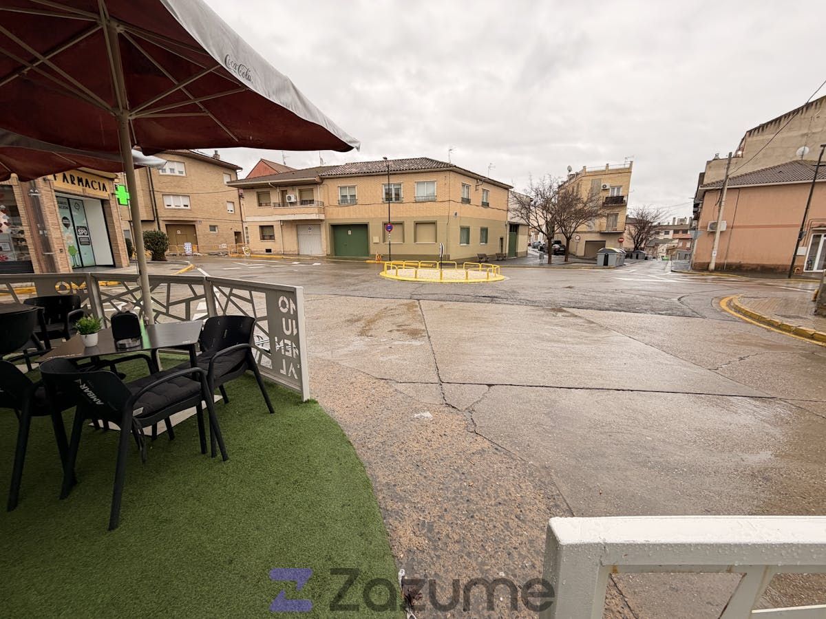 Vista exterior de Pis de lloguer en Villanueva de Gállego amb Aire condicionat, Calefacció i Parquet