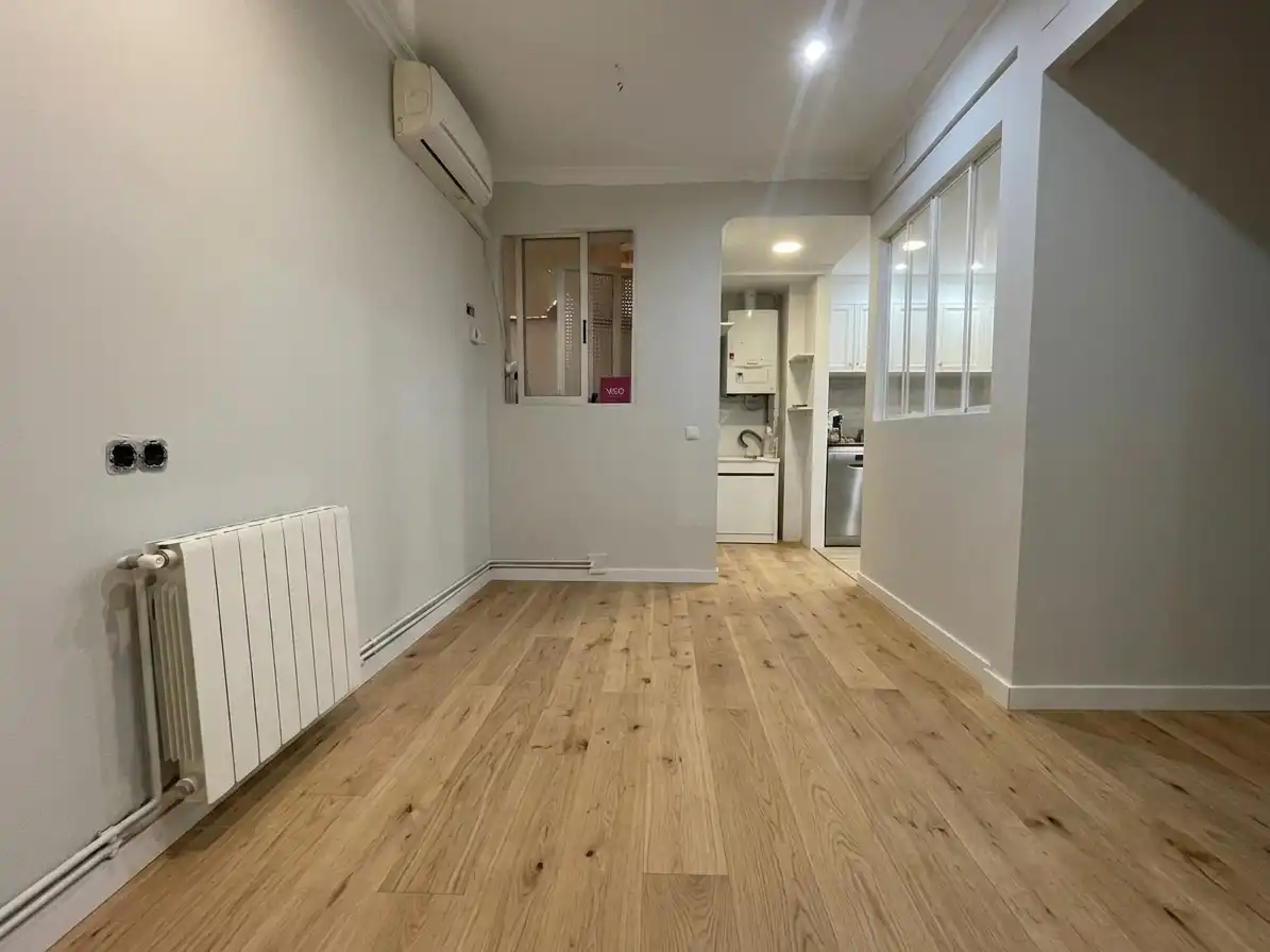 Piso en venta en Valencia con Aire acondicionado, Calefacción y Terraza
