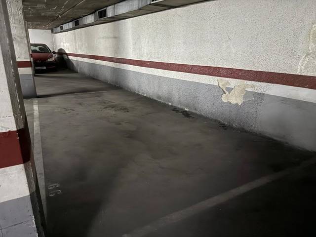 Garaje en Alquiler en RIERA BASTÉ en Marianao