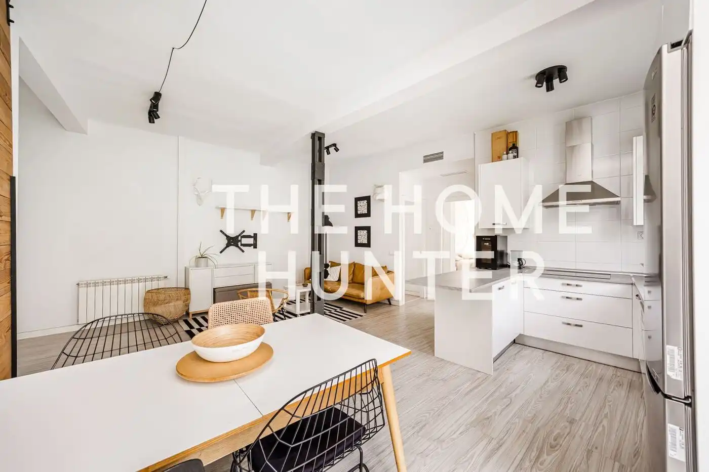 Exterior view of Flat for rent in Madrid  with Air Conditioner, Heating and Furnished