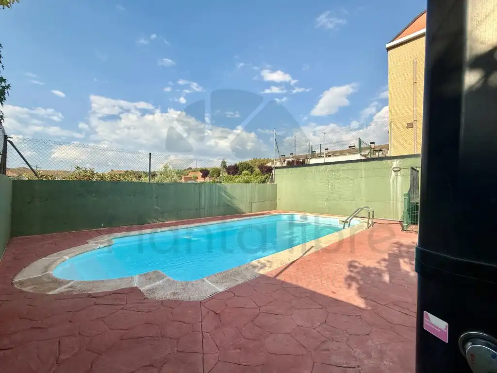 Piscina de Dúplex en venta en Villamediana de Iregua con Terraza y Piscina