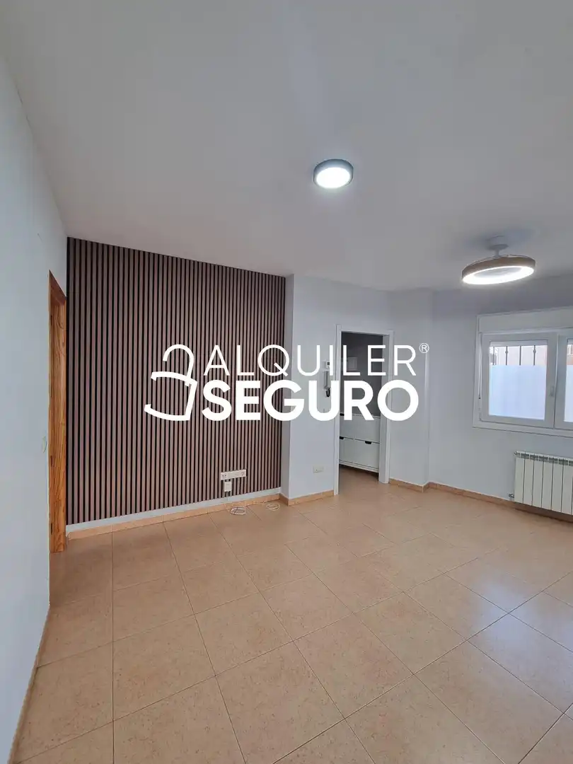 Flat for rent in Colmenarejo  with Heating and Storage room