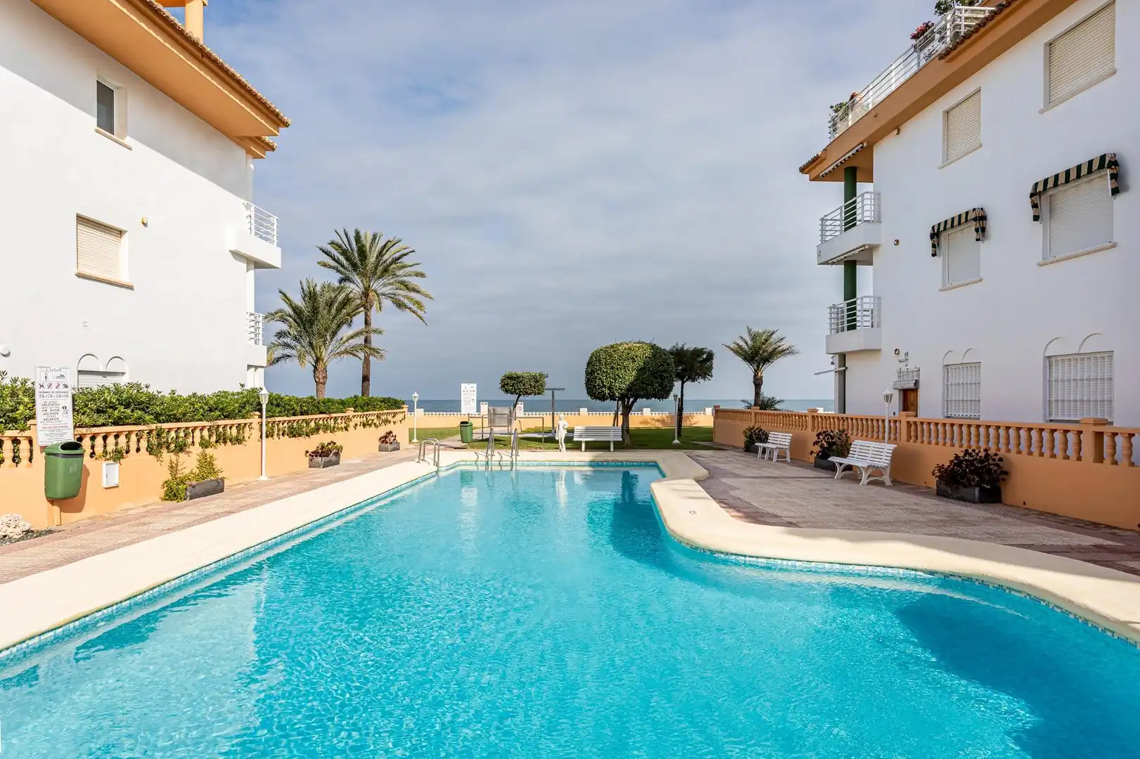 Swimming pool of Apartments for sale in Dénia  with Air Conditioner, Terrace and Community pool