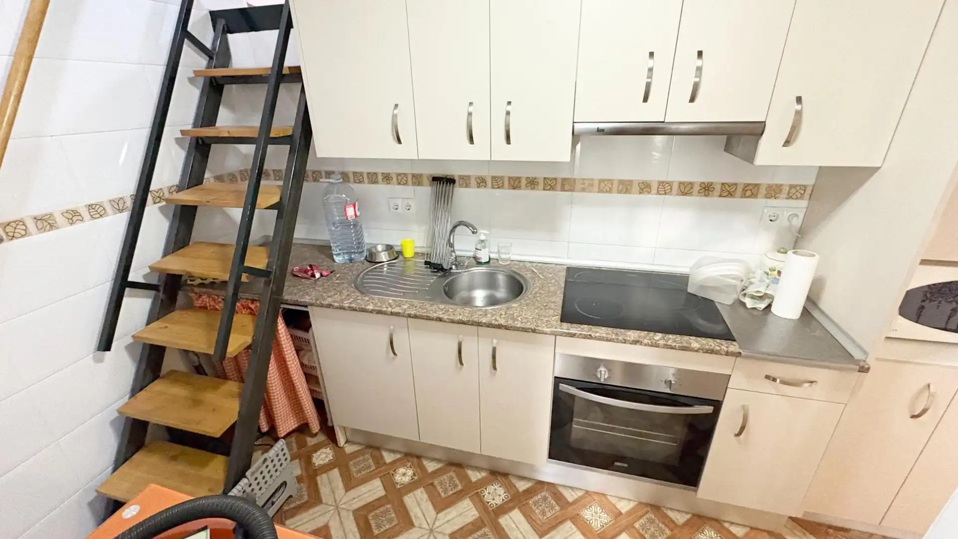 Cuina de Casa o xalet en venda en Pedrosillo de los Aires amb Calefacció i Moblat