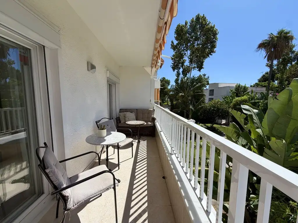 Terrassa de Apartament en venda en Marbella amb Aire condicionat, Terrassa i Moblat
