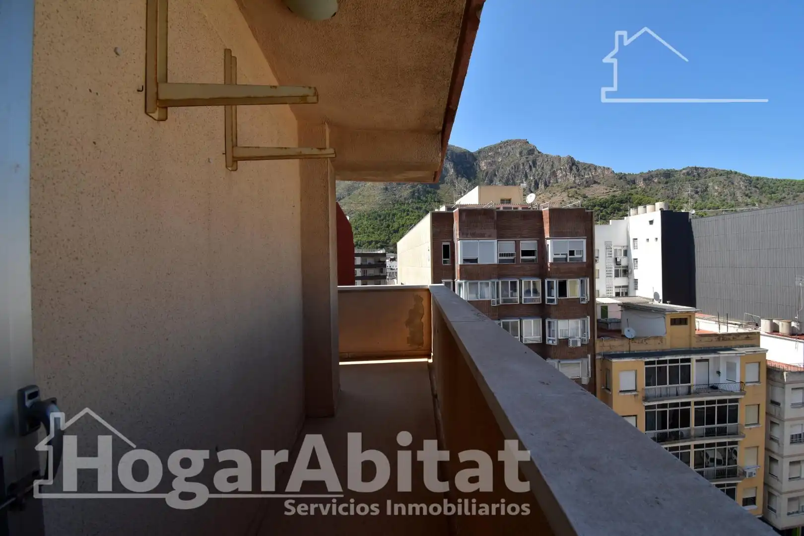Vista exterior de Pis en venda en Tavernes de la Valldigna amb Balcó