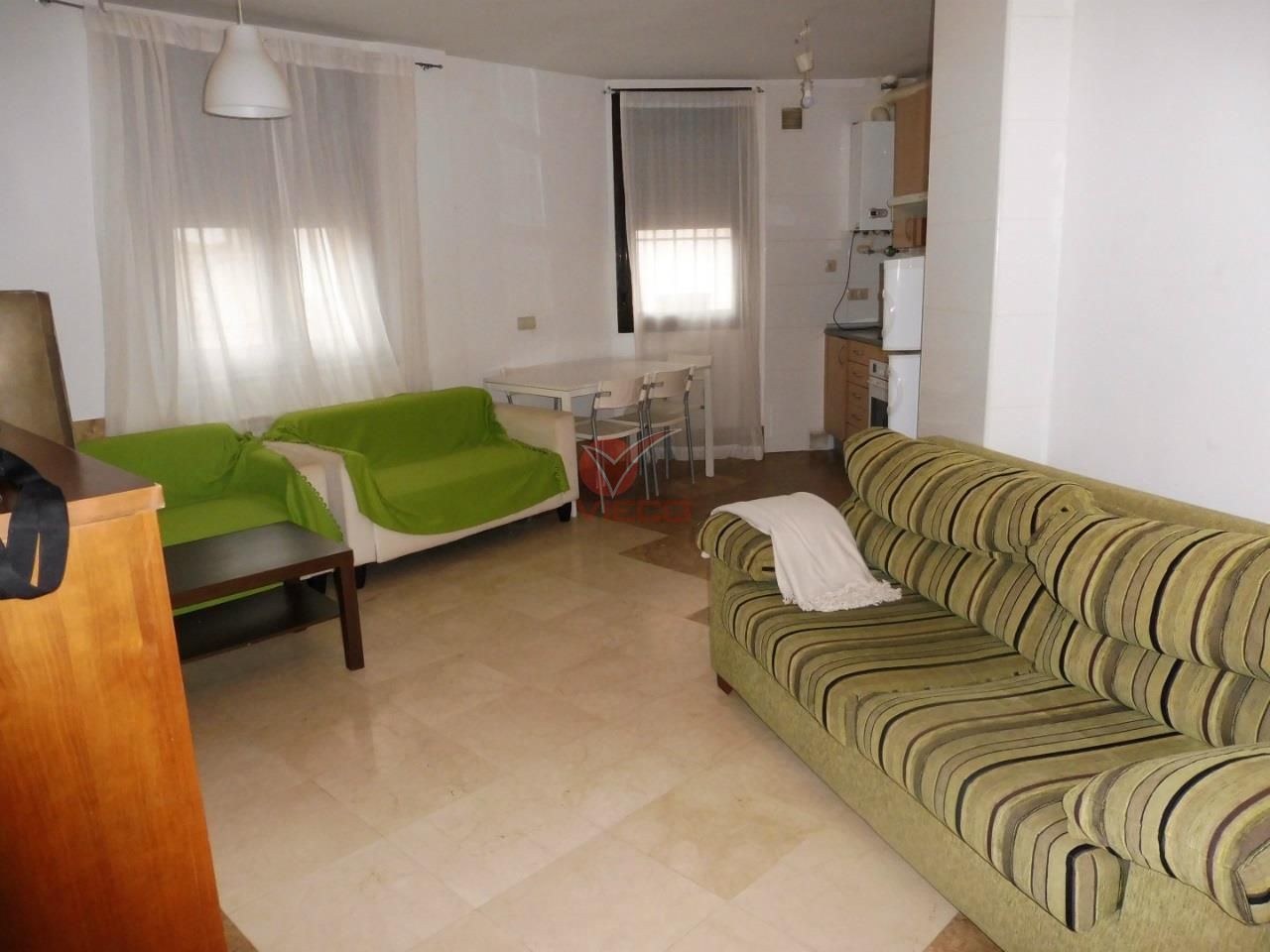 Sala d'estar de Pis en venda en Villar de Olalla amb Calefacció, Traster i Moblat