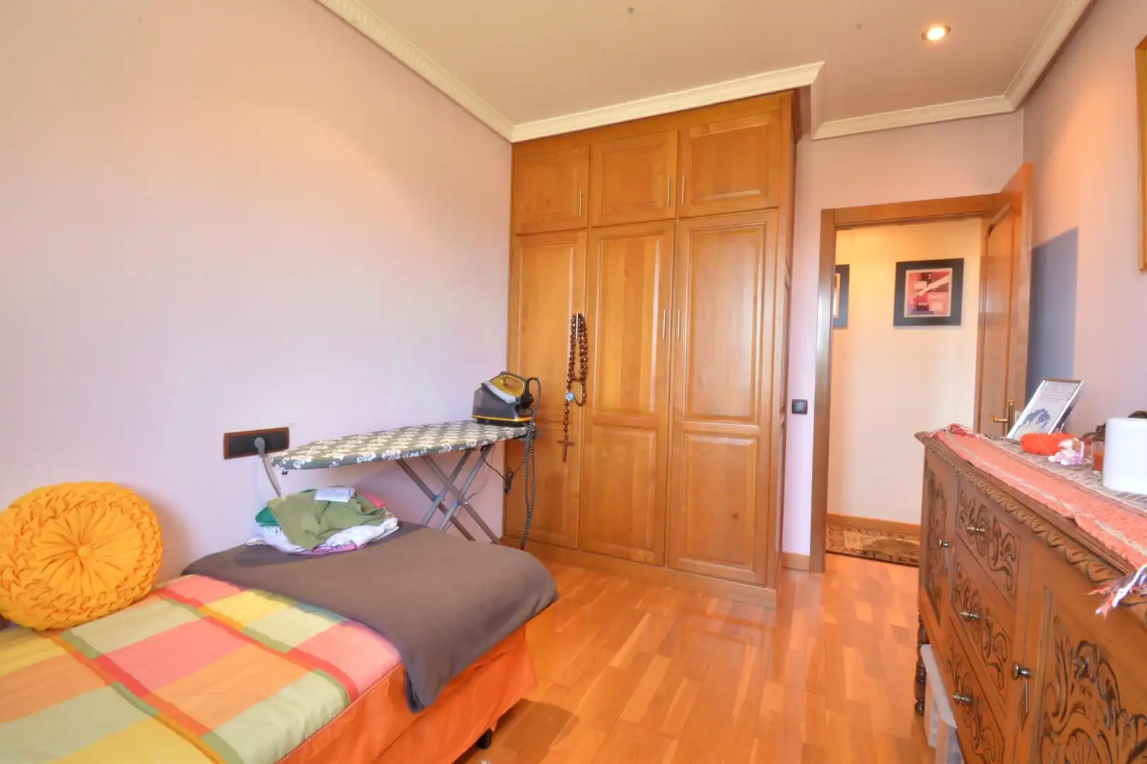 Habitación de Casa o chalet en venta en Oviedo  con Calefacción, Jardín privado y Terraza