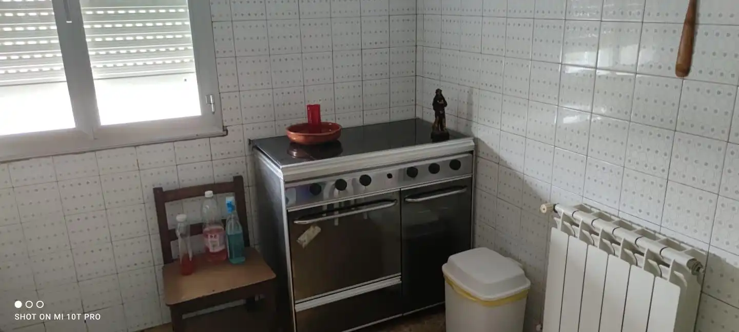 Cuina de Casa o xalet en venda en A Peroxa  amb Calefacció, Jardí privat i Terrassa