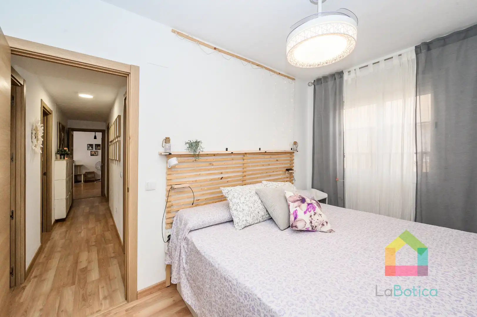 Bedroom of Flat for sale in Gerindote  with Air Conditioner, Heating and Oven