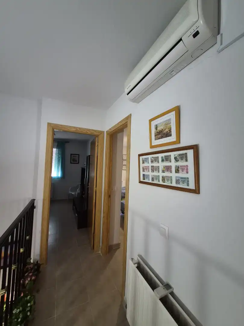 Casa adosada en venta en Almoguera con Amueblado