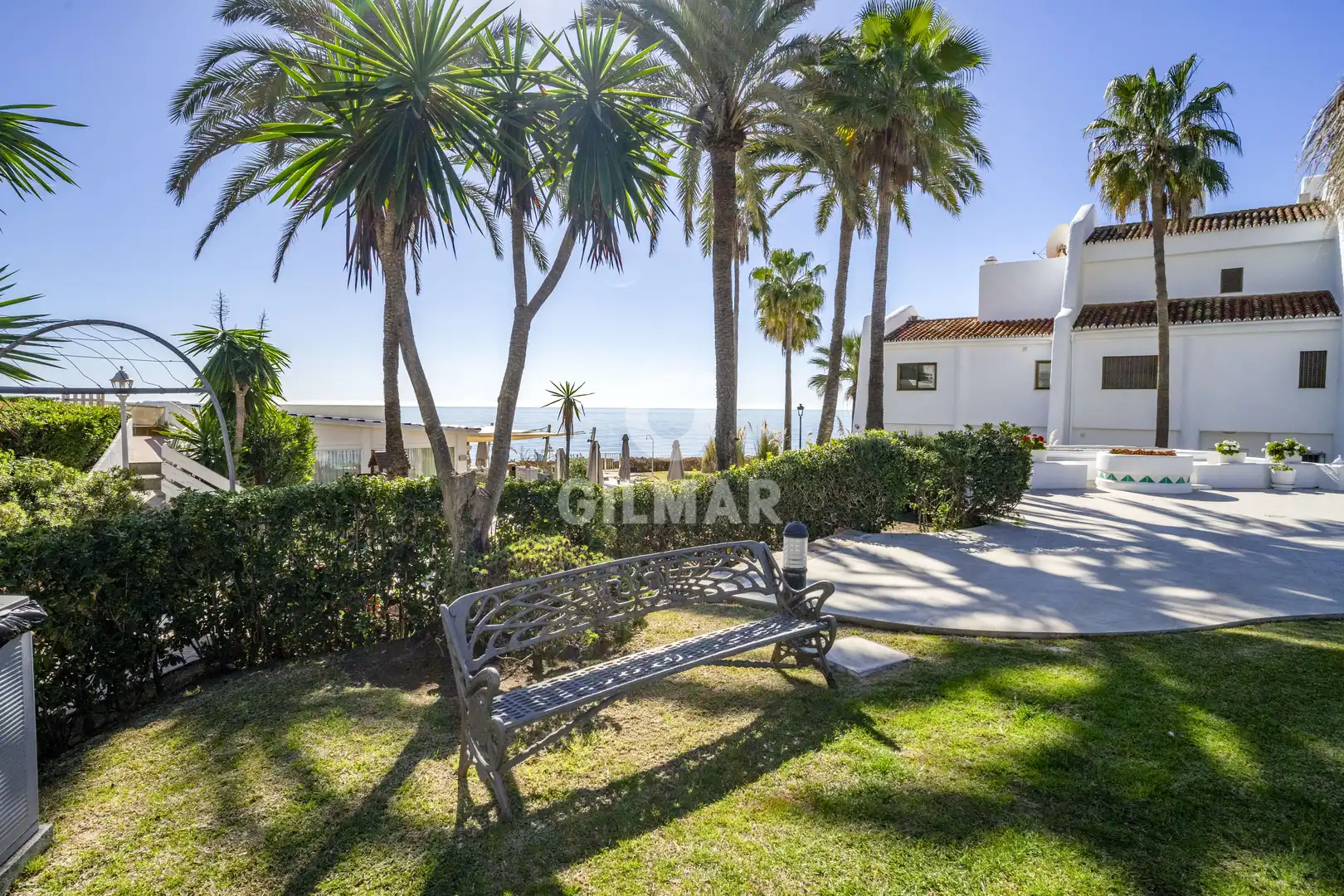 Garten von Einfamilien-Reihenhaus zum Verkauf in Marbella mit Heizung, Privatgarten und Schwimmbad