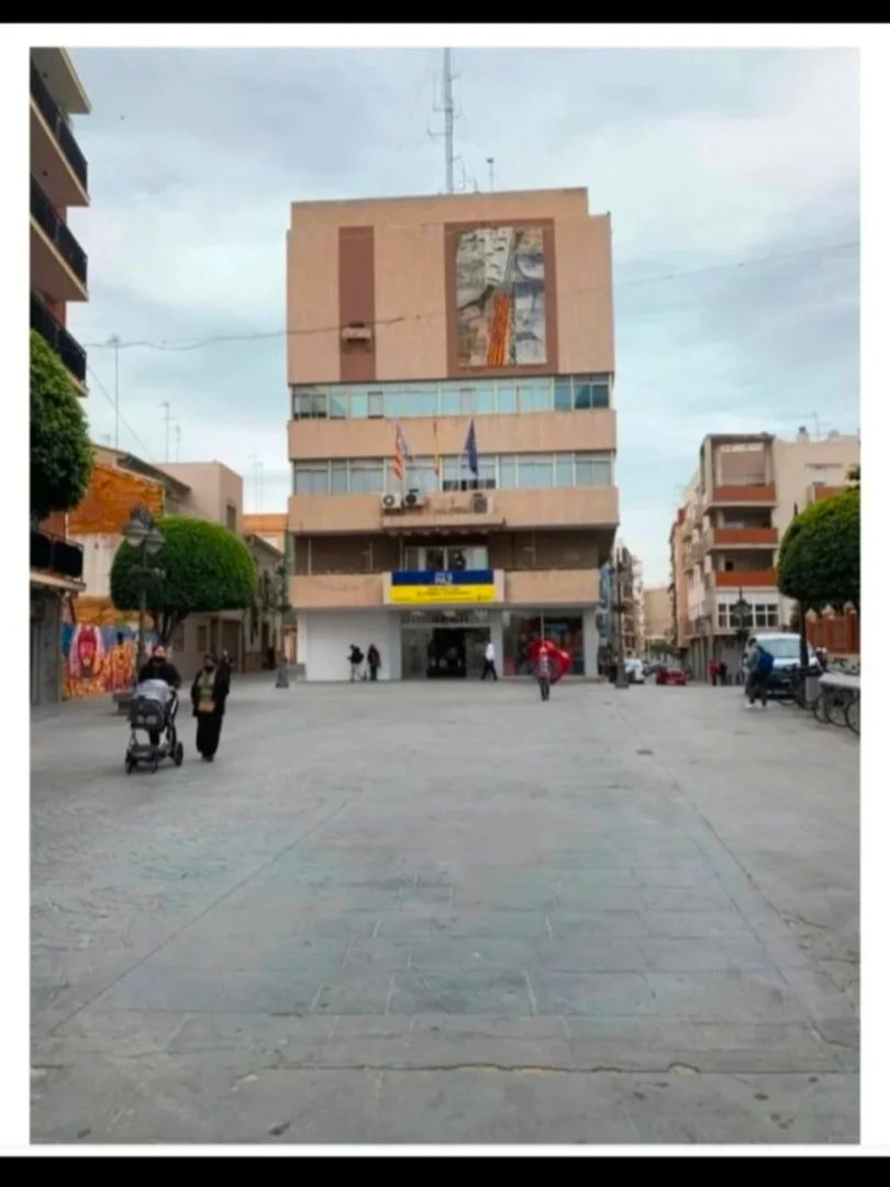 Vista exterior de Garatge de lloguer en Mislata