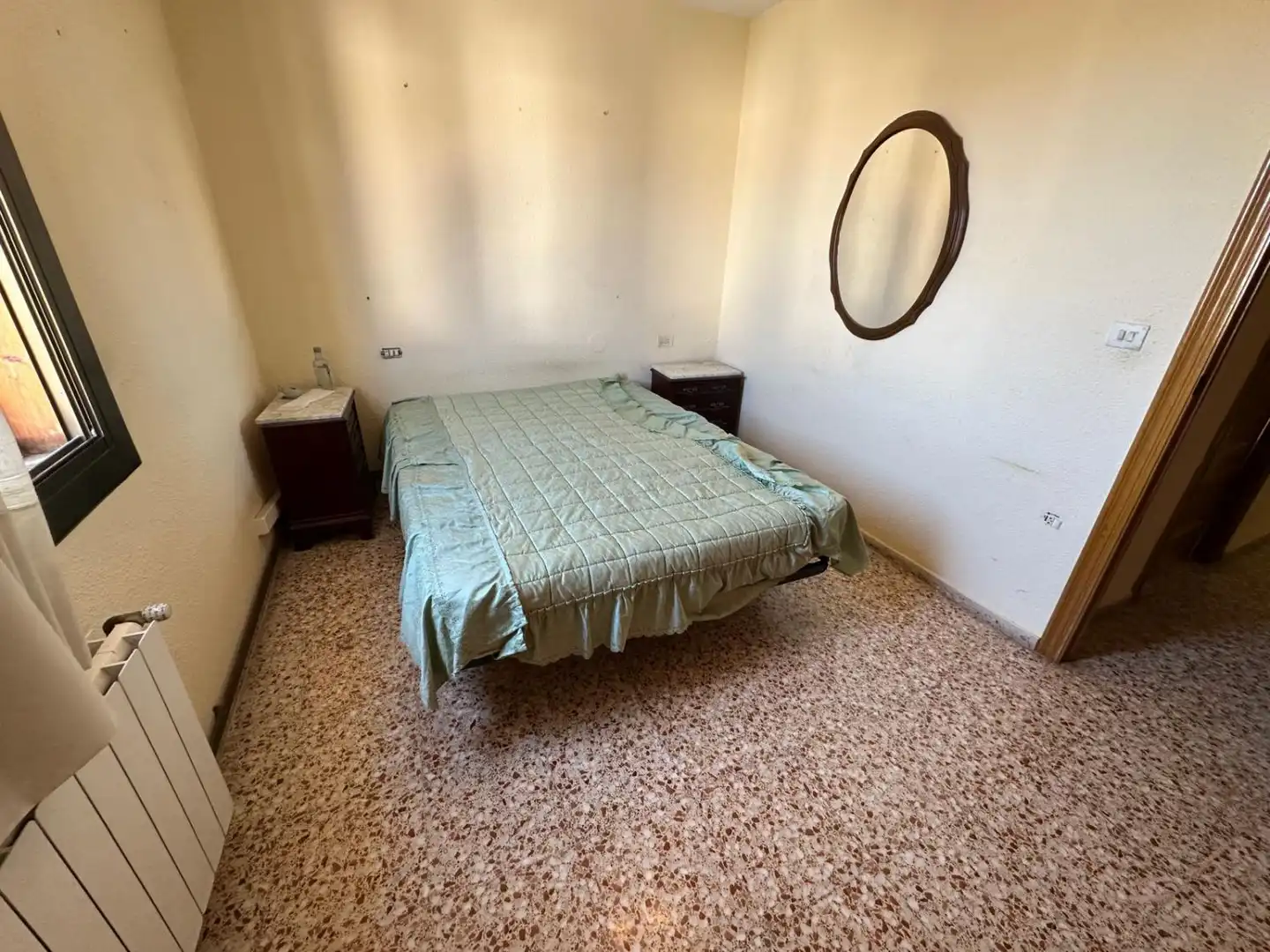 Schlafzimmer von Einfamilien-Reihenhaus zum Verkauf in Benicasim / Benicàssim mit Klimaanlage, Heizung und Terrasse