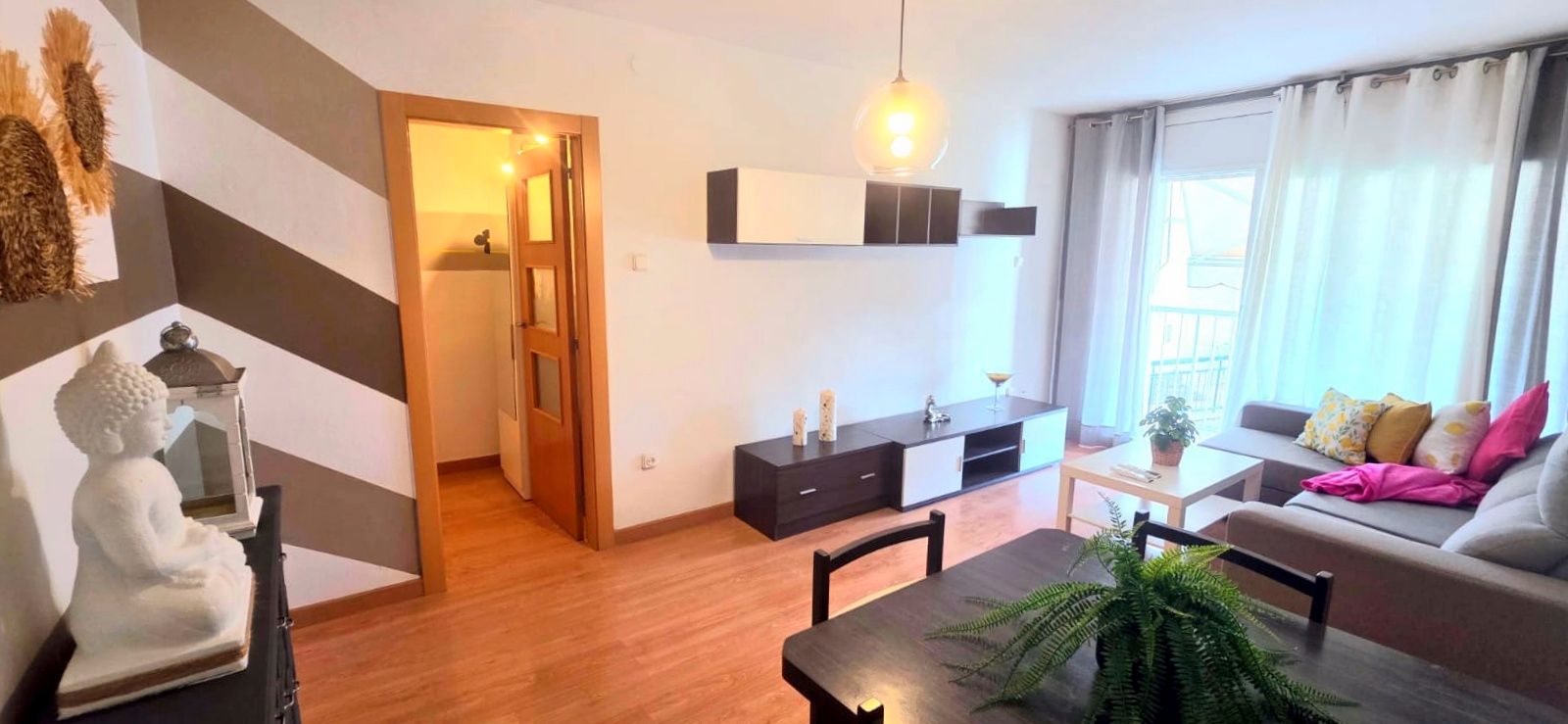 Sala d'estar de Pis de lloguer en Calafell amb Aire condicionat, Calefacció i Parquet