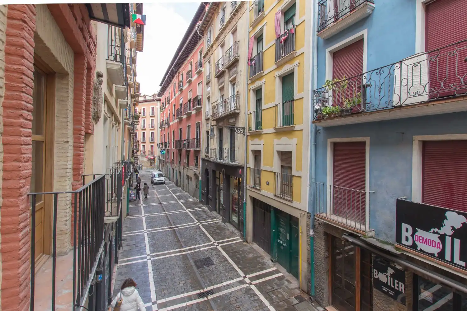 Vista exterior de Piso en venta en  Pamplona / Iruña con Calefacción, Amueblado y Balcón
