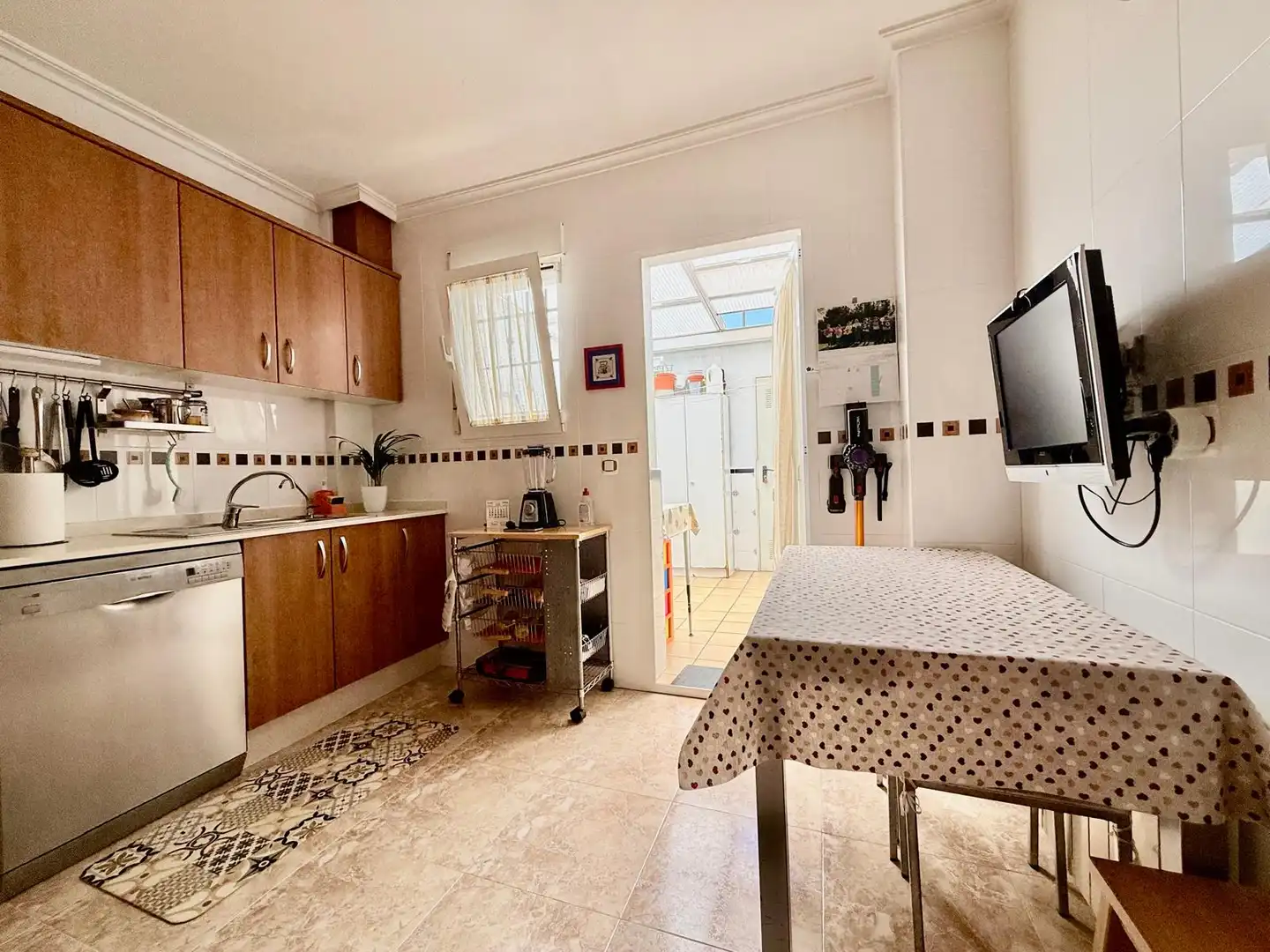 Cocina de Casa adosada en venta en San Pedro del Pinatar con Aire acondicionado, Jardín privado y Terraza