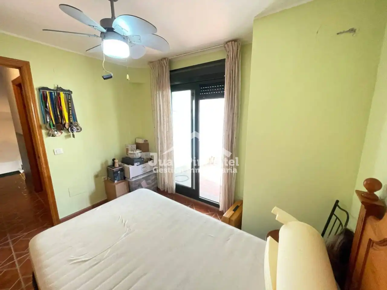 Detached homes for rent in Calle Casares, 1, Centro