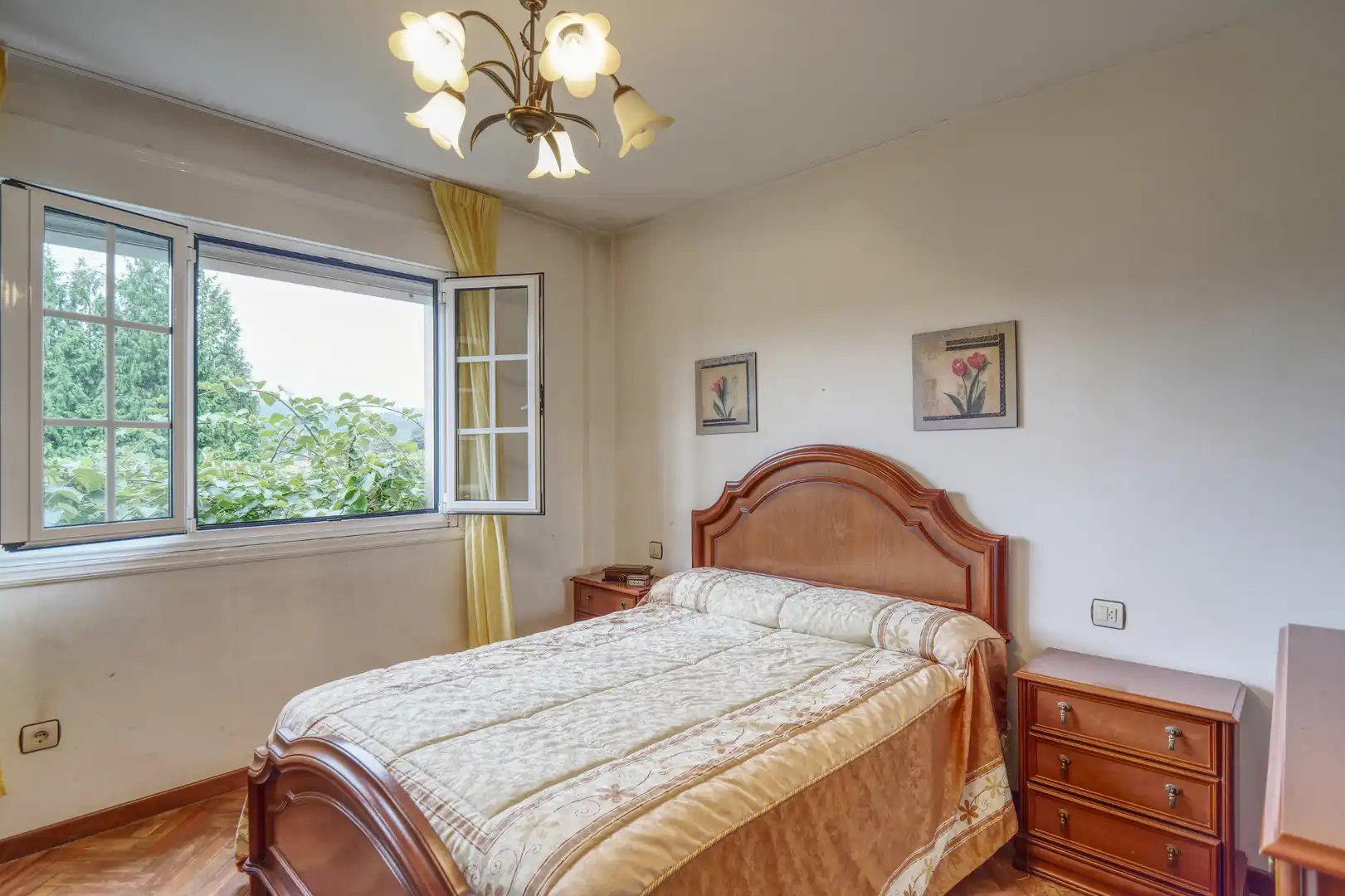 Bedroom of Houses for sale in Abegondo  with Heating, Private garden and Parquet flooring