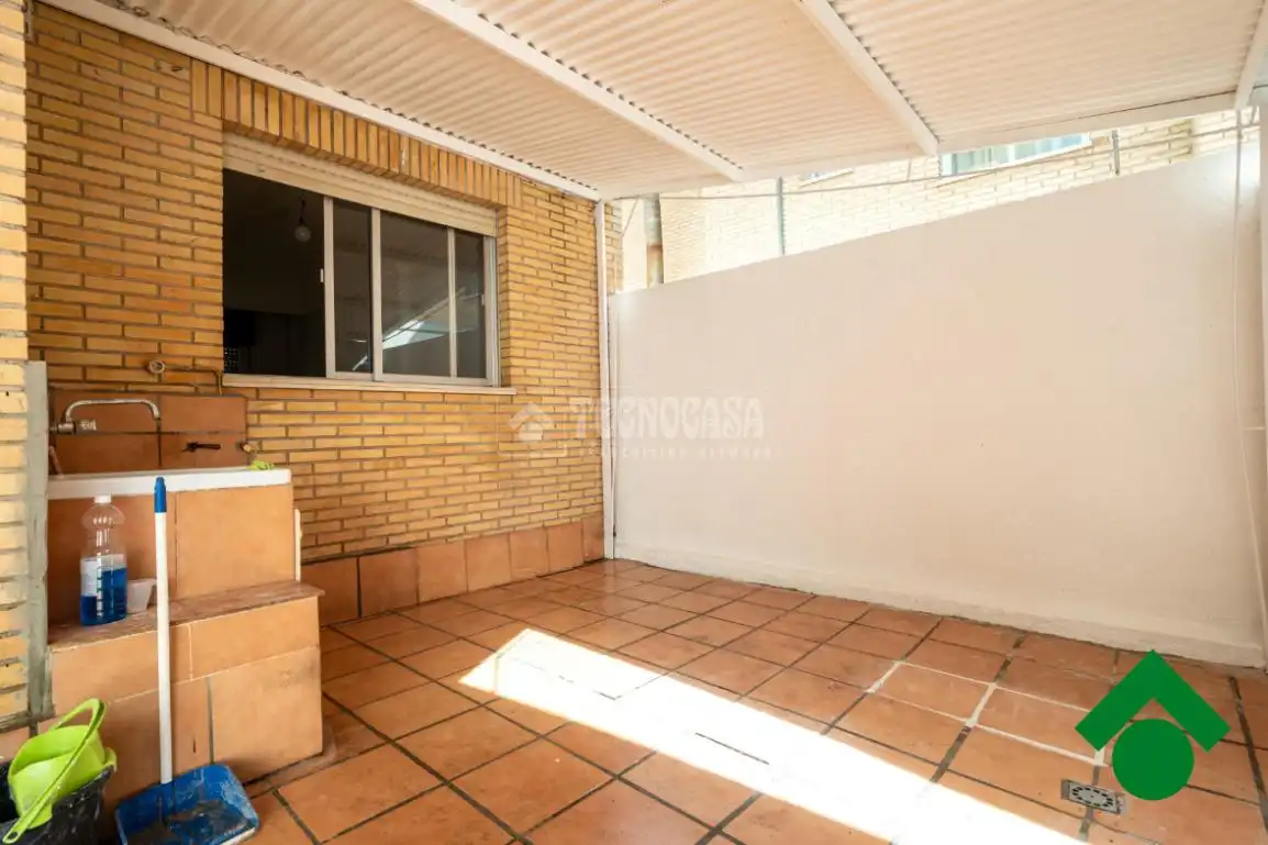 Dormitori de Casa adosada en venda en Albolote amb Terrassa i Balcó