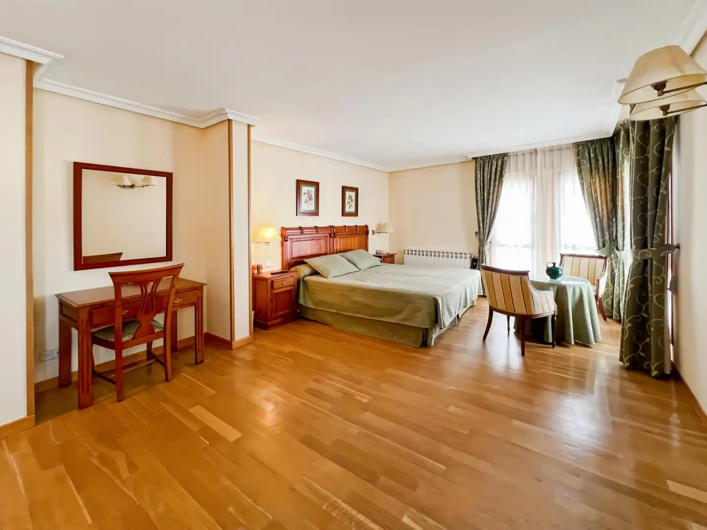 Bedroom of Country homes for sale in Buitrago del Lozoya  with Air Conditioner and Alarm