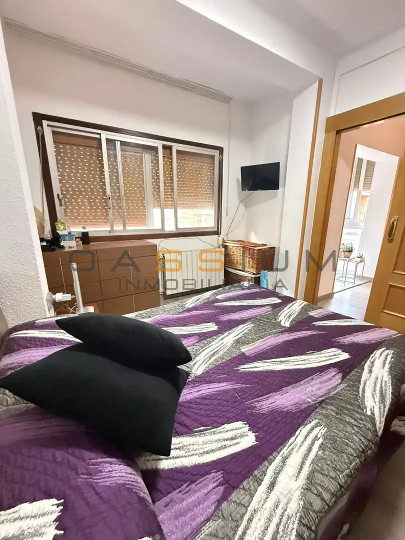 Habitación de Piso en venta en Cornellà de Llobregat con Calefacción y Amueblado