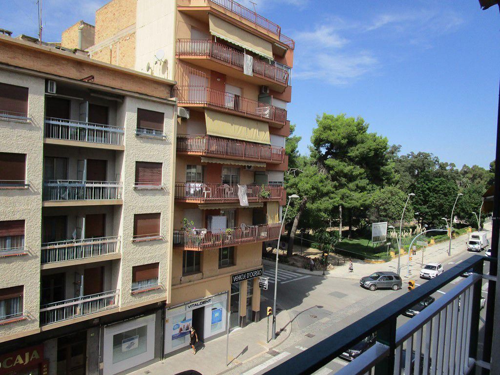 Exterior view of Flat for sale in Tortosa  with Air Conditioner, Storage room and Balcony