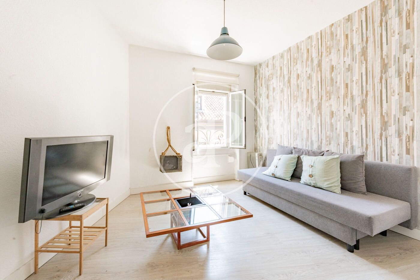 Vista exterior de Pis en venda en  Madrid Capital amb Calefacció