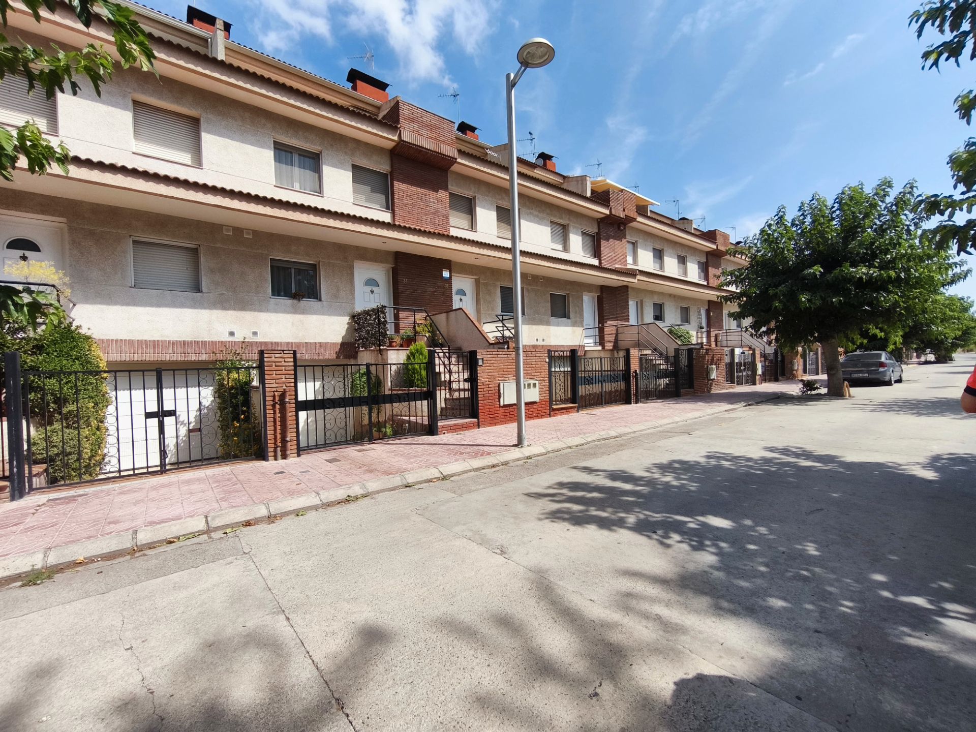 Casa adosada en venda a Carrer del Mestre Enric Subirós, 2, Mollerussa