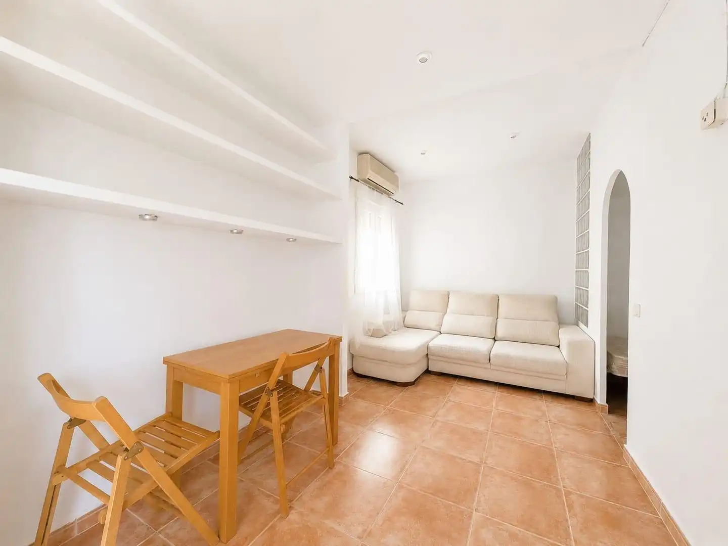 Wohnzimmer von Wohnungen zur Miete in Madrid mit Klimaanlage, Heizung und Möbliert