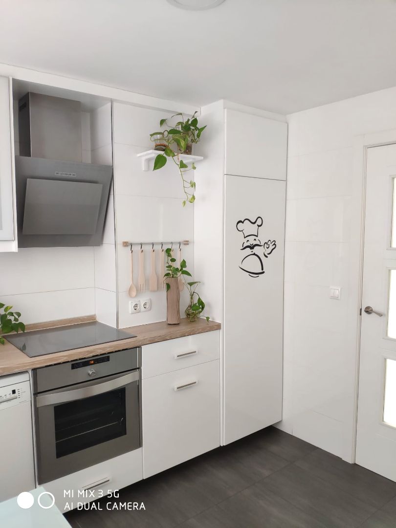 Kitchen of Apartment to rent in  Zaragoza Capital  with Heating, Parquet flooring and Furnished