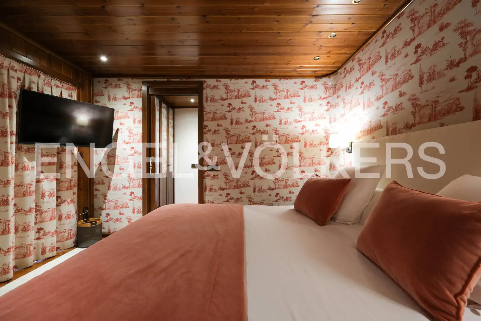 Habitación de Piso en venta en Naut Aran con Trastero y Balcón