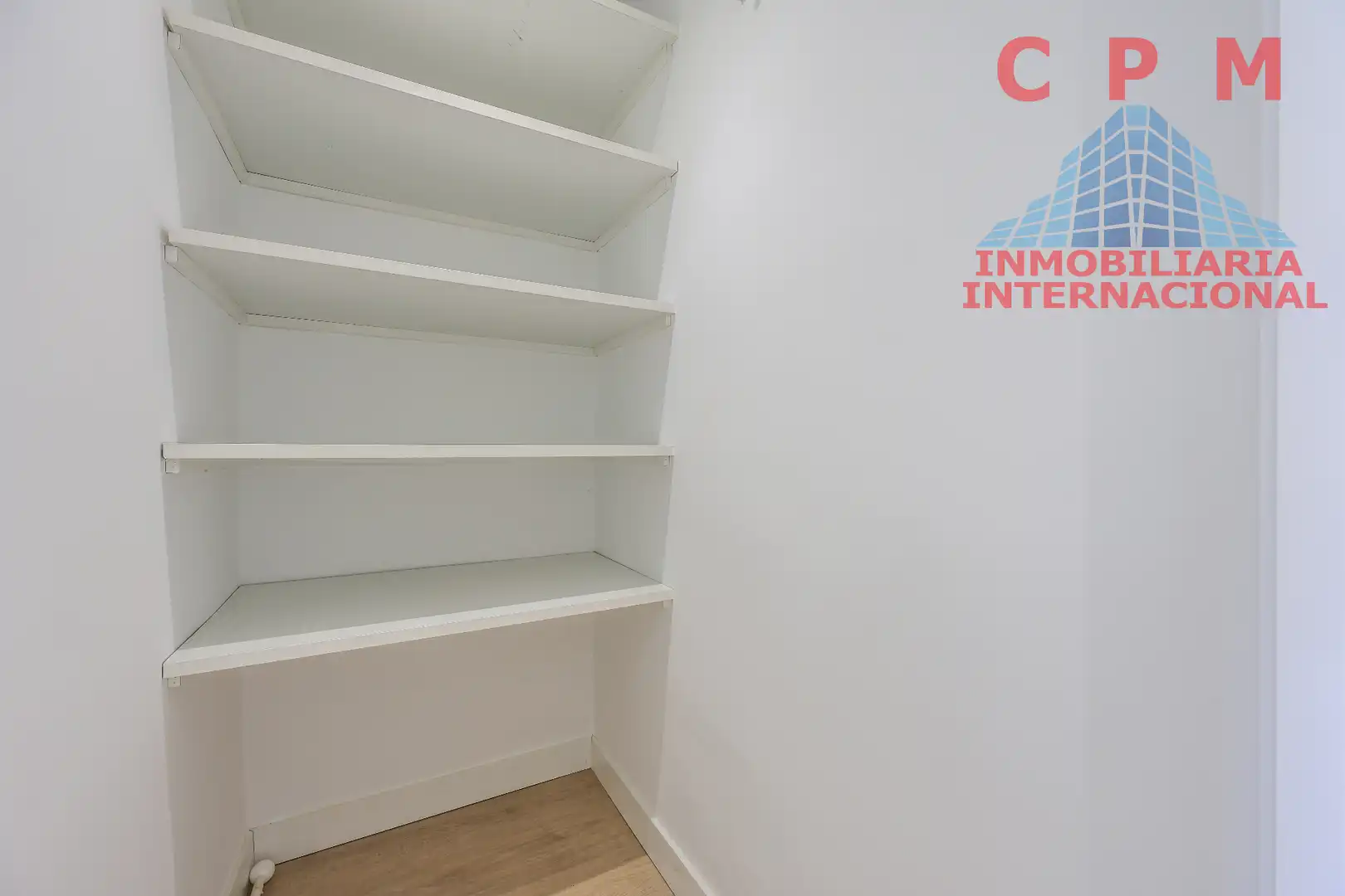 Wohnung zur Miete in Madrid mit Klimaanlage, Heizung und Parkett
